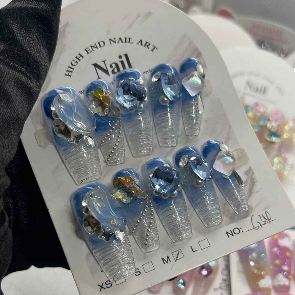 M size Blue and Silver High End Nail Art Set